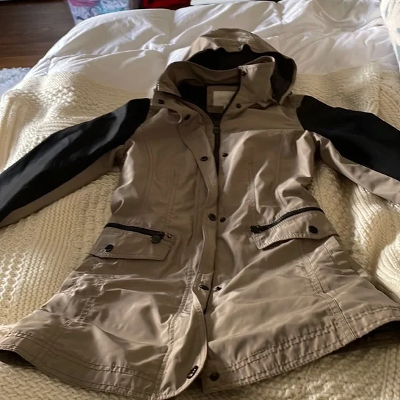 Jackets Coats Small Beige And Black Rain Jacket Poshmark